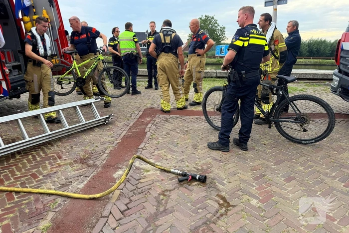 Brandweer zet duikers in bij zoekactie