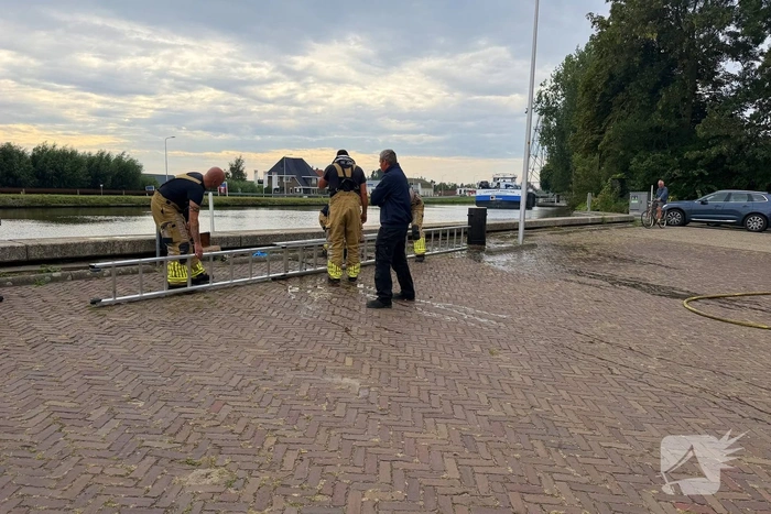 Brandweer zet duikers in bij zoekactie