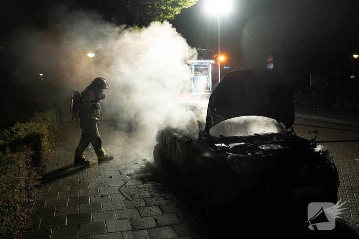 Zesde autobrand in korte tijd