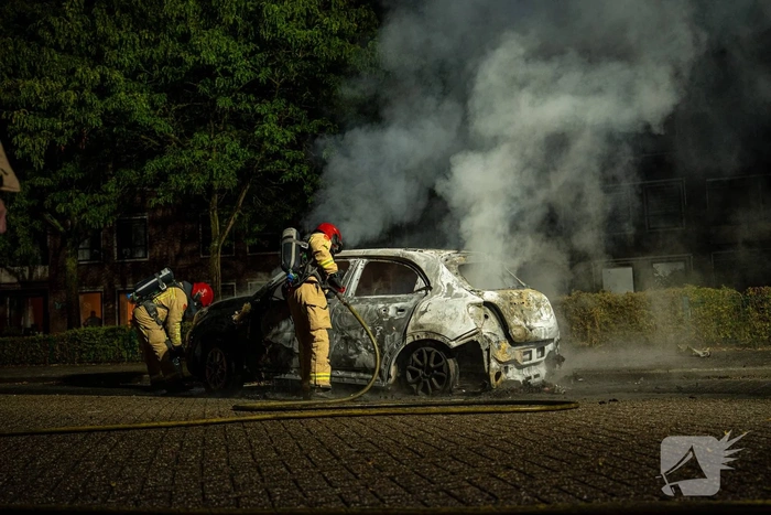 Zesde autobrand in korte tijd