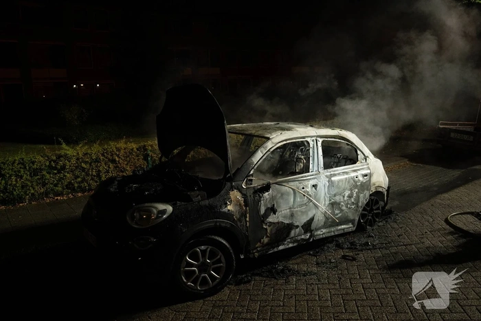 Zesde autobrand in korte tijd