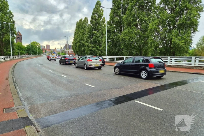 Ongeval tussen busje en auto