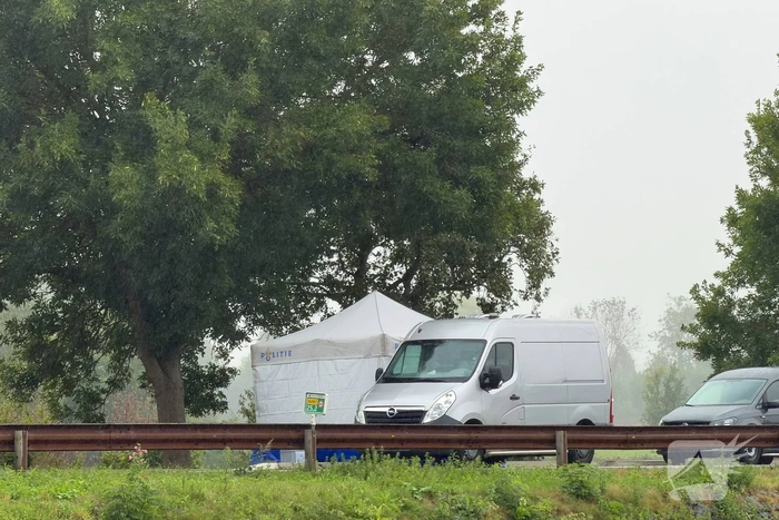 Overleden persoon aangetroffen in het water
