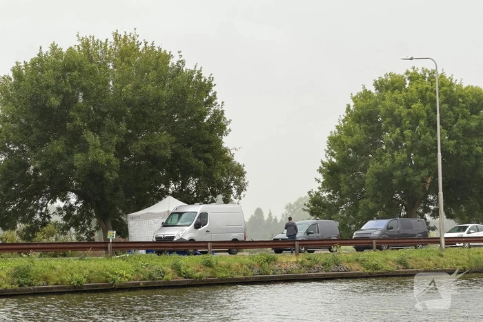 Overleden persoon aangetroffen in het water