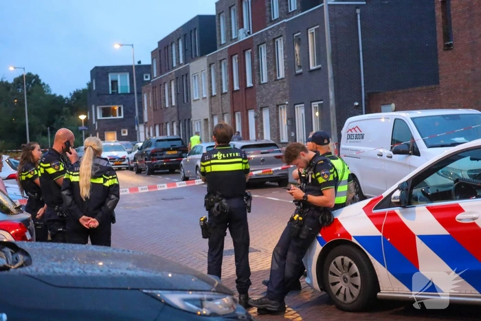 Explosie bij woning veroorzaakt schade