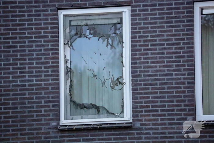 Explosie bij woning veroorzaakt schade