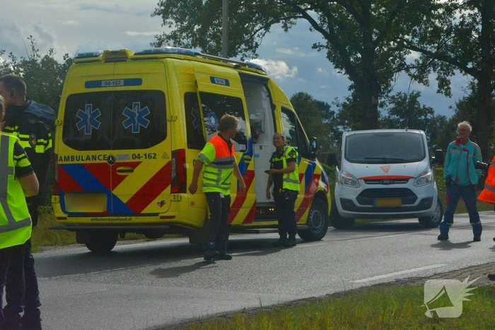 Kop-staartbotsing zorgt voor hulpverlening