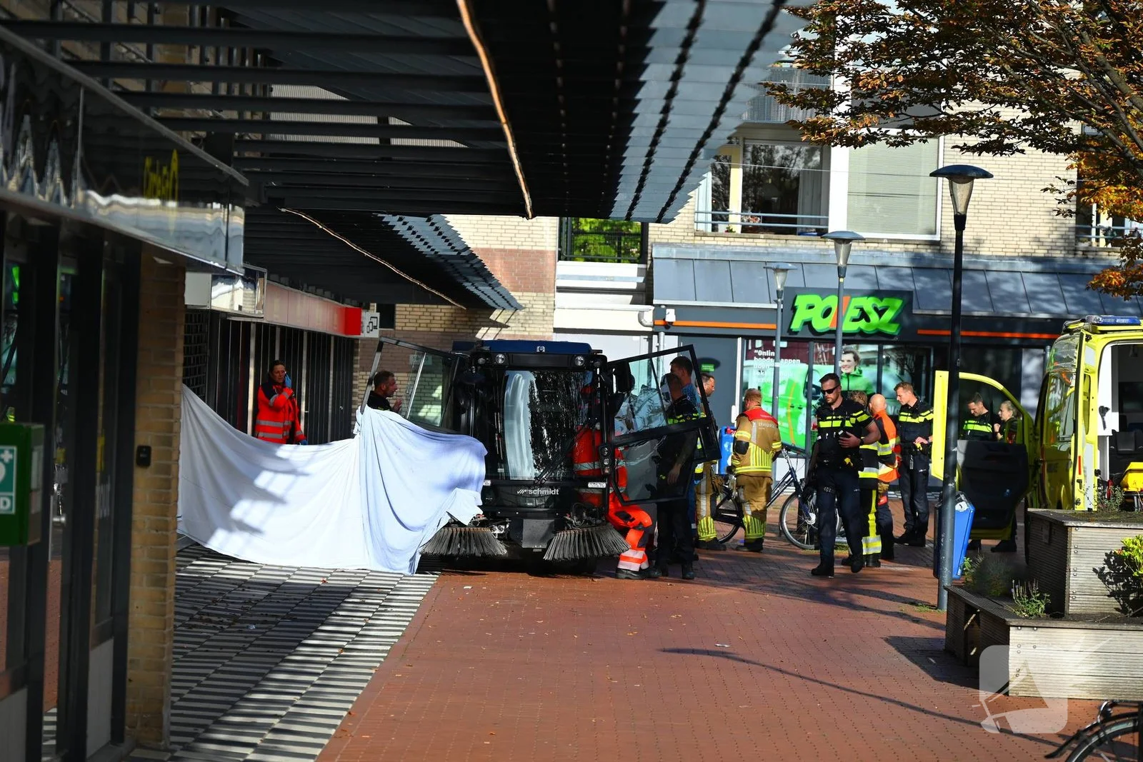 Kind in botsing met veegwagen