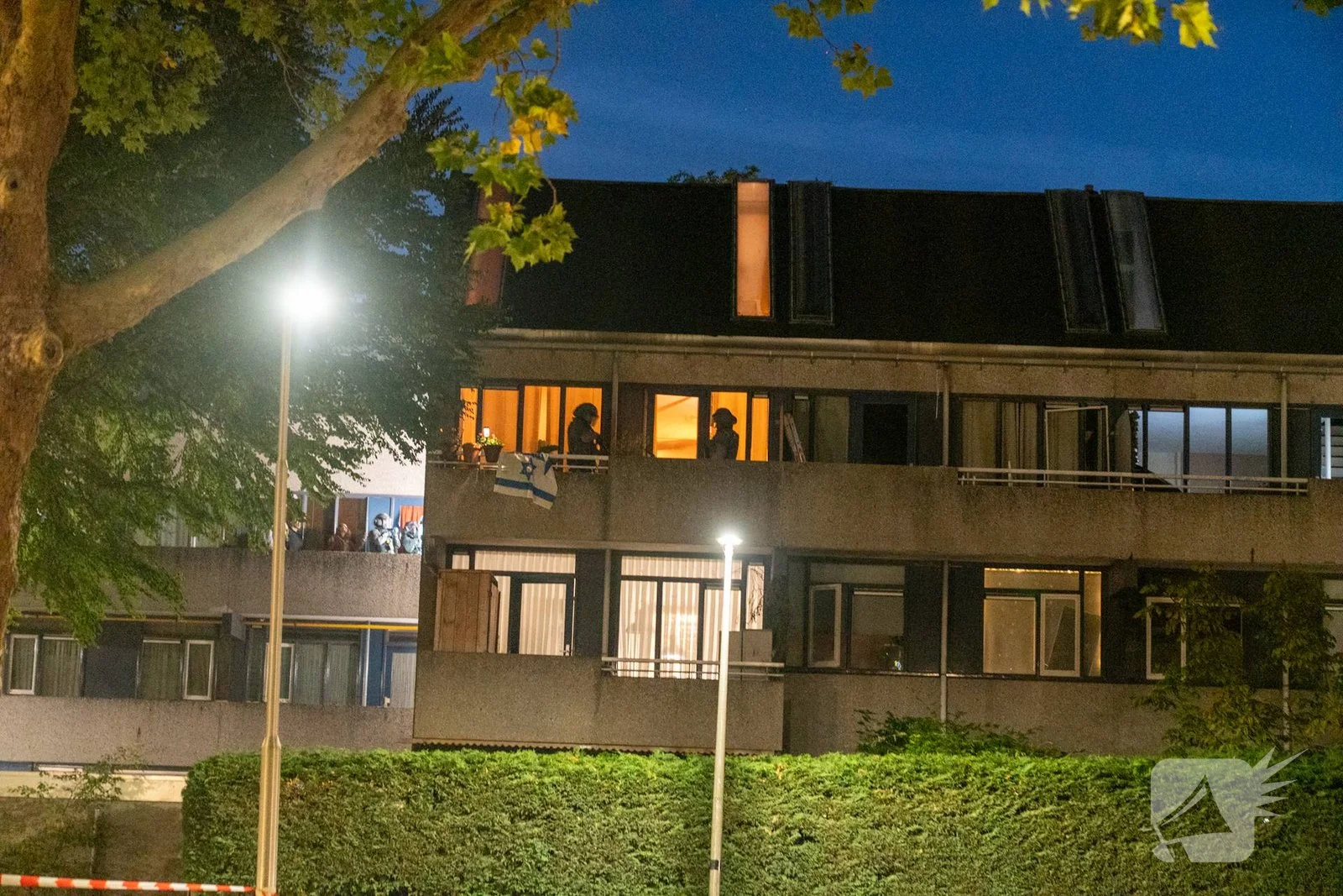 Politie druk met persoon met onbegrepen gedrag