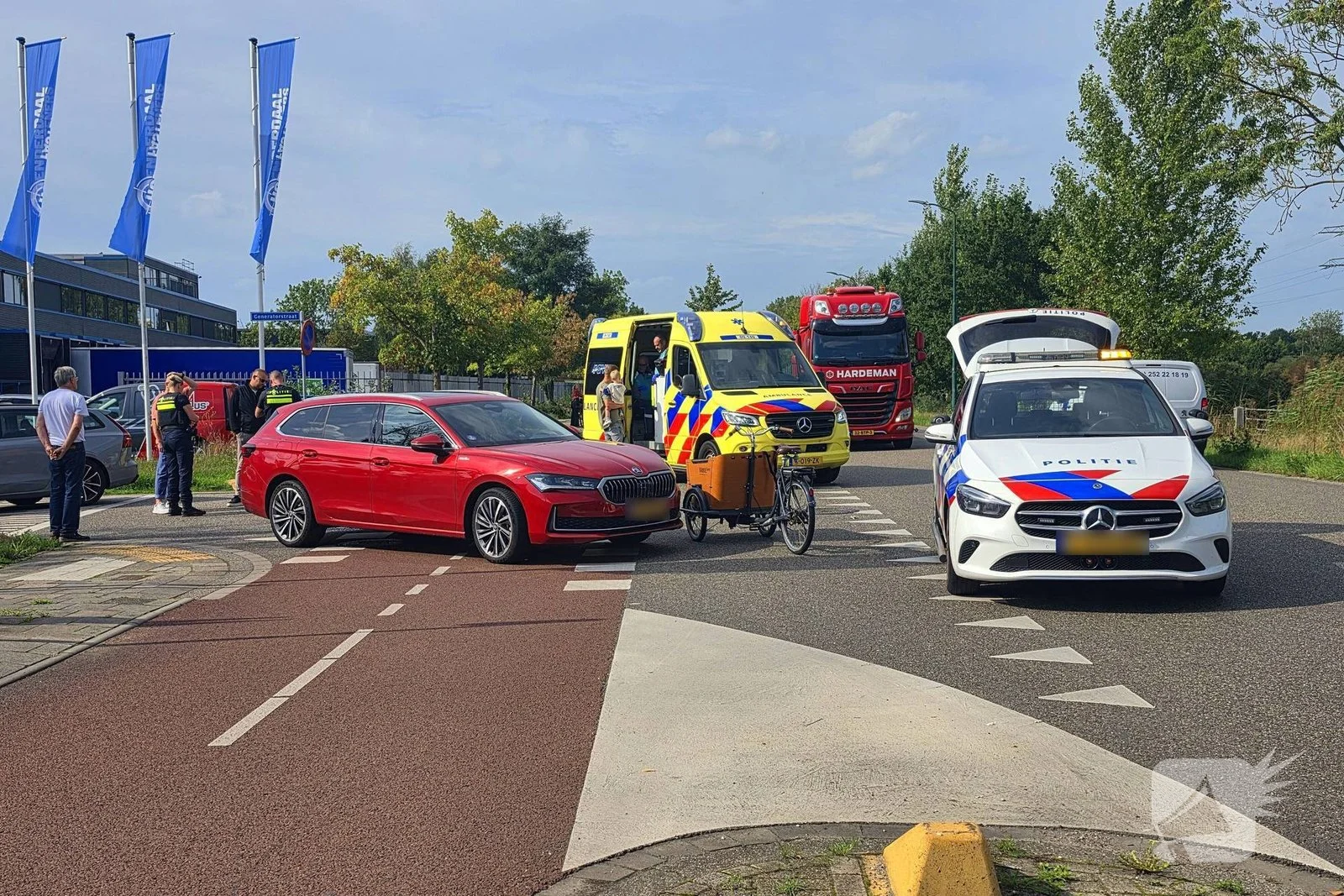 Aanrijding tussen auto en bakfiets