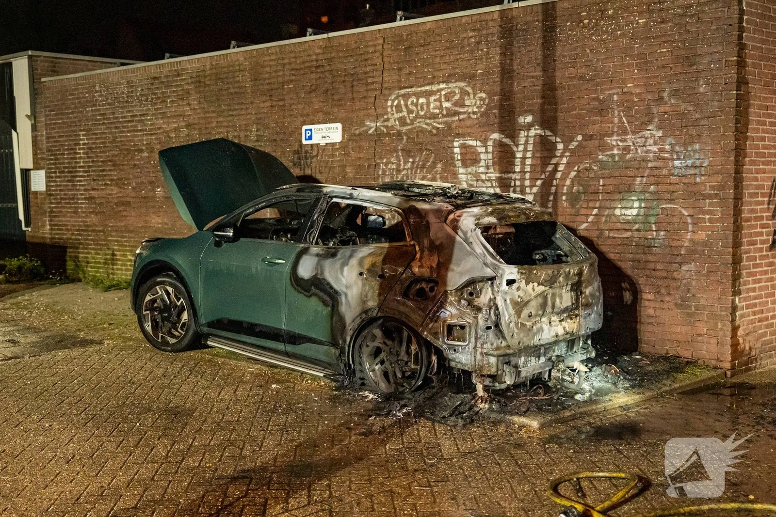 Garagebox in gevaar door autobrand