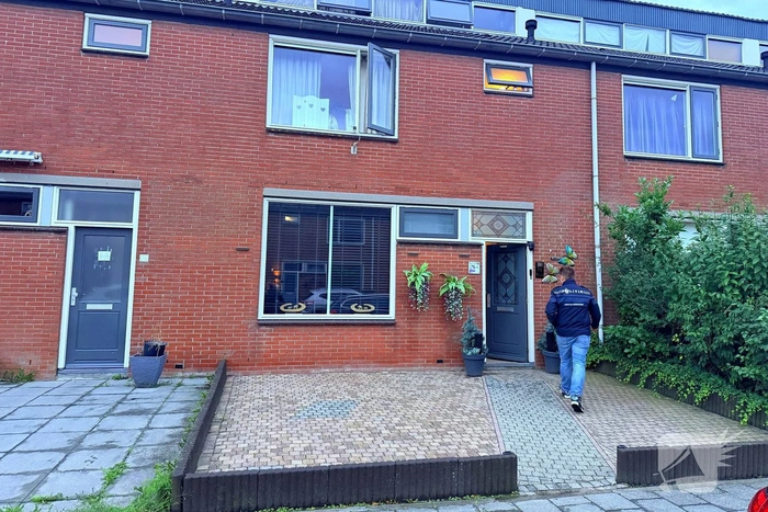 Flexteam van politie in actie bij inval