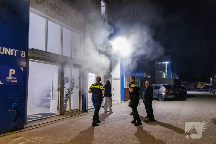 Mistgenerator vult cameraverhuurbedrijf na mogelijk inbraakalarm