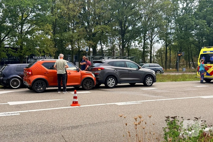Kopstaartaanrijding met meerdere betrokkenen
