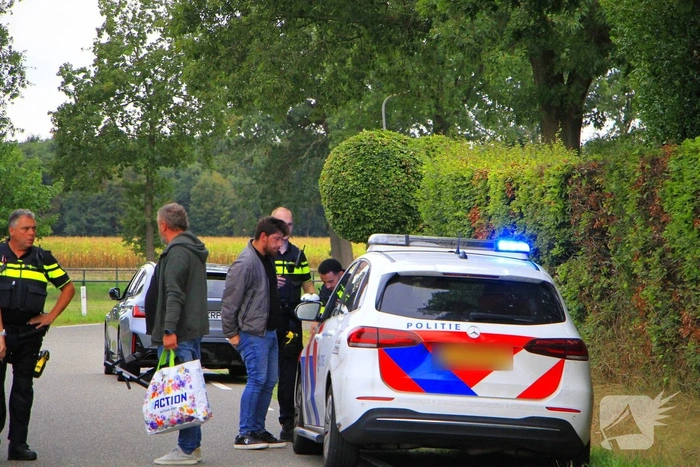 Bestuurder onder invloed belandt in greppel na aanrijding
