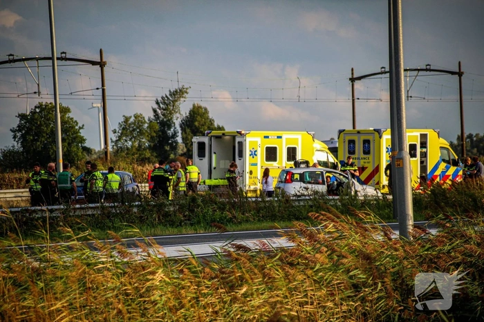 Zware aanrijding leidt tot meerdere gewonden en verkeersafsluiting