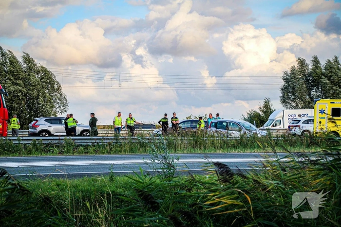 Zware aanrijding leidt tot meerdere gewonden en verkeersafsluiting