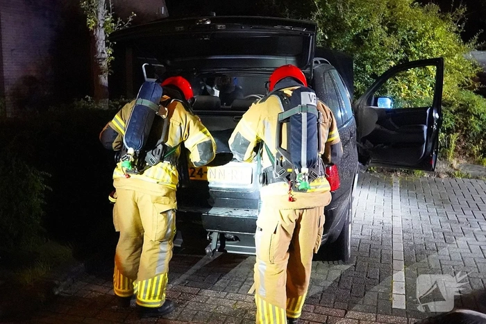 Autobrand veroorzaakt schade in Lelystad