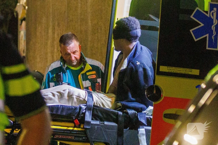 Grote hulpdiensten inzet bij dreigende situatie in woning