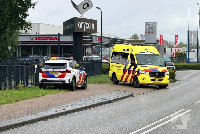 Fietser gewond na aanrijding met auto