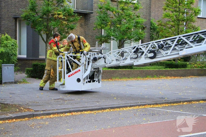 Gewonde man aangetroffen in woning