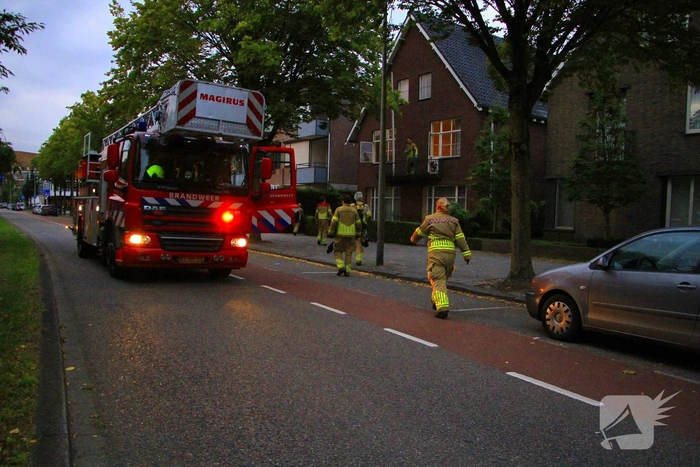 Gewonde man aangetroffen in woning