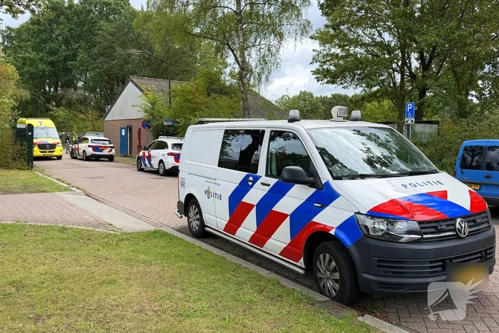 14-jarige vlucht met motorscooter en botst op tractor