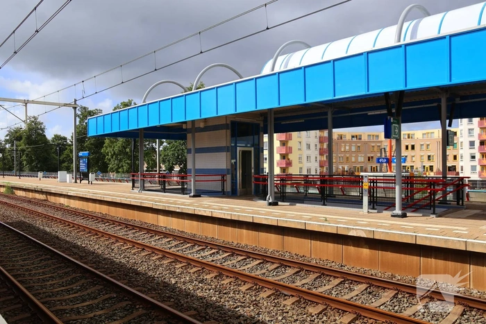 Geen treinen en enkele bussen door OV staking