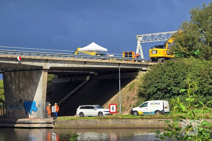 Herstelwerkzaamheden aan snelweg na weggespoelde fundering
