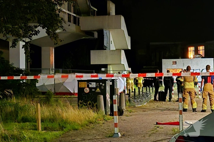 Onderzoek naar aantreffen overleden persoon