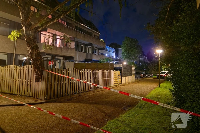 Politie druk met persoon met onbegrepen gedrag