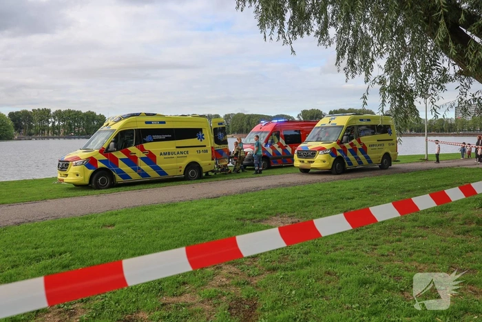 Duikers redden persoon uit gevaarlijk water