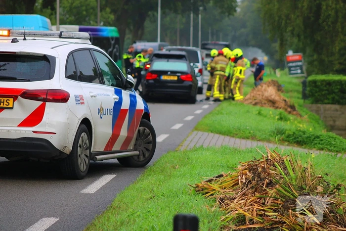 Flinke schade na botsing tussen voertuigen