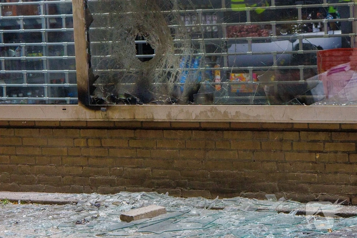 Explosief ontploft bij winkel met geldautomaat