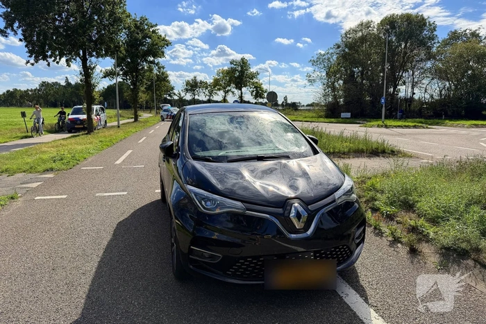 Fietser ernstig gewond na aanrijding met auto