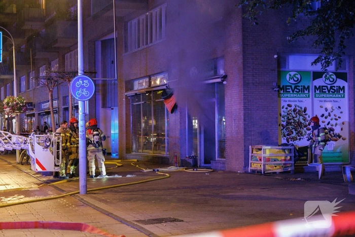 Brand in winkelpand leidt tot evacuatie