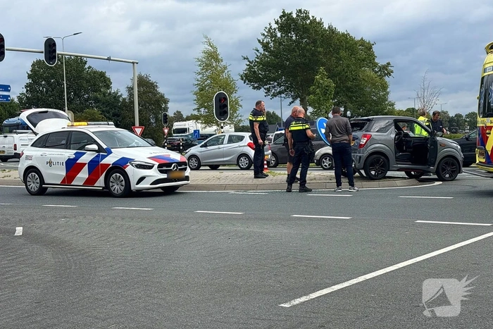 Aanrijding tussen brommobiel en busje
