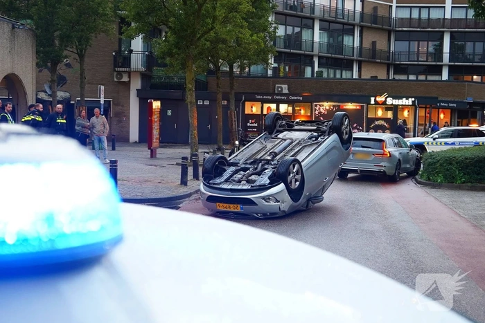 Botsing tussen voertuigen leidt tot ongeval