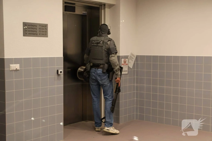 Flashbang ingezet bij persoon met onbegrepen gedrag in appartement