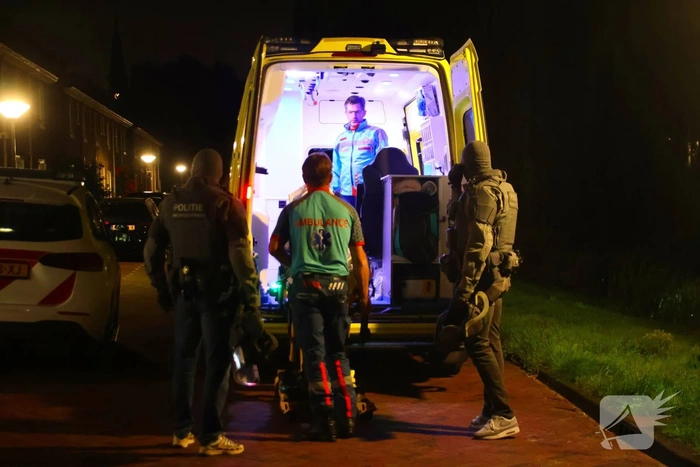 Flashbang ingezet bij persoon met onbegrepen gedrag in appartement