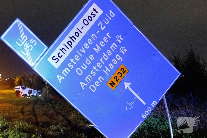 Bestuurder gewond bij eenzijdig ongeval