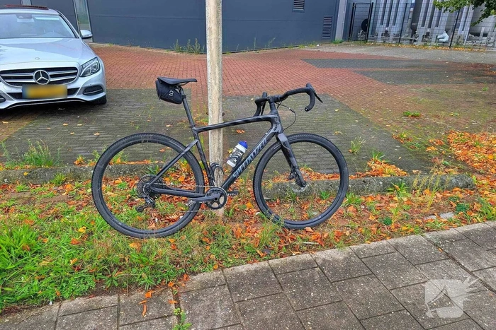 Fietser aangereden door auto
