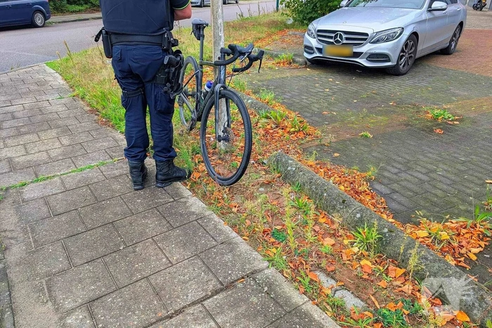 Fietser aangereden door auto