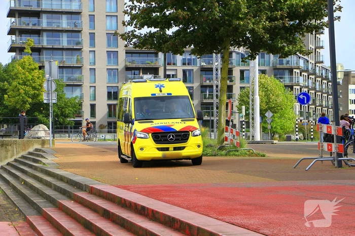 Persoon uit water gehaald na incident