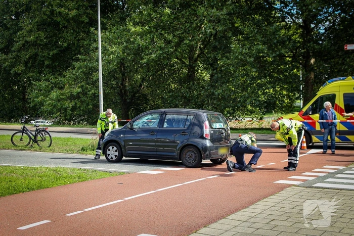 Fietser gewond bij aanrijding op oversteekplaats