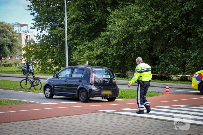 Fietser gewond bij aanrijding op oversteekplaats
