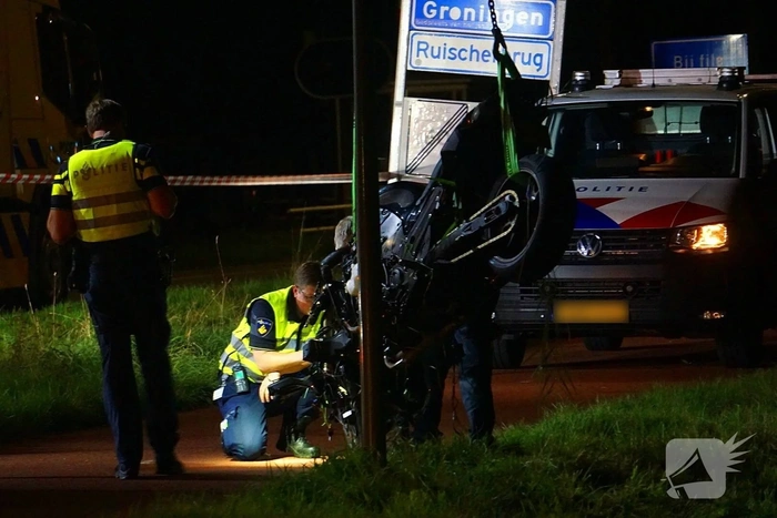 Ernstig verkeersongeval met motorrijder