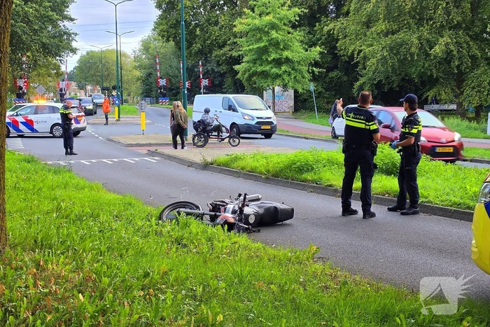 Fietser en motorrijder betrokken bij ongeval