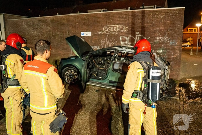 Garagebox in gevaar door autobrand