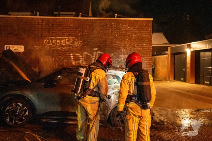 Garagebox in gevaar door autobrand
